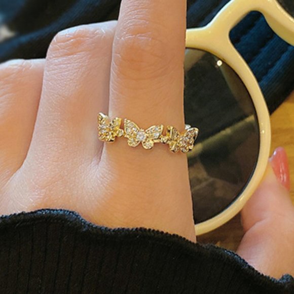 NEW! Butterfly Ring Beautiful Color Rose Gold CZ Diamonds - Picture 4 of 8